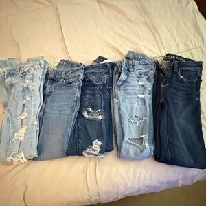 American Eagle Outfitters Women's Distressed Blue Jeans